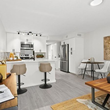 University Serenity Suites Тампа Екстериор снимка