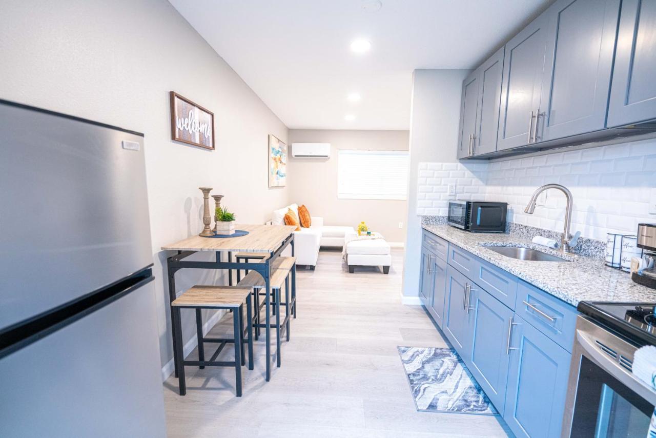 University Serenity Suites Тампа Екстериор снимка